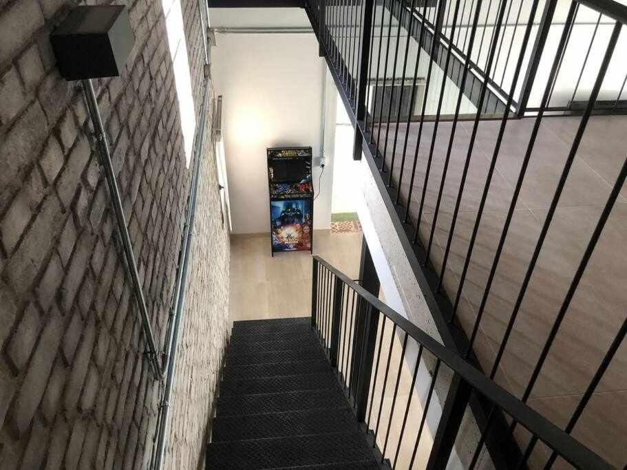 Alojamiento El Pez Casa Con Piscina Climatizada Villafranca de los Caballeros Eksteriør billede