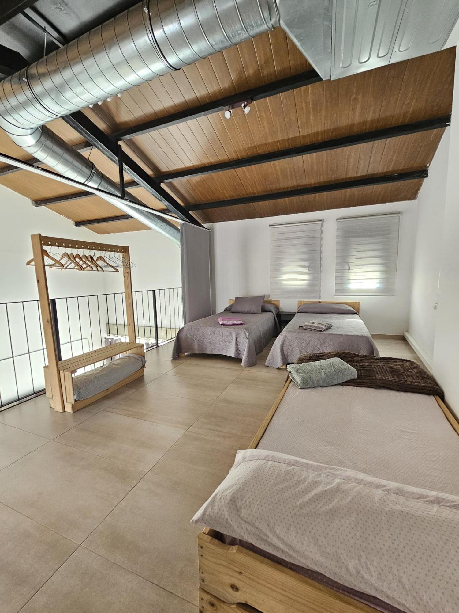 Alojamiento El Pez Casa Con Piscina Climatizada Villafranca de los Caballeros Eksteriør billede